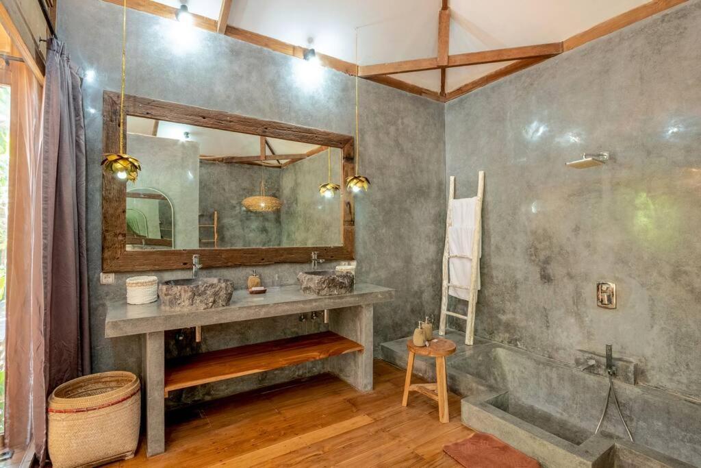 Secret River Villa - Luxury Villa 5 Bedrooms - Kerobokan - Canggu Exterior foto