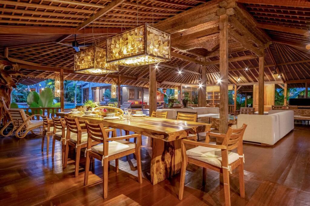Secret River Villa - Luxury Villa 5 Bedrooms - Kerobokan - Canggu Exterior foto